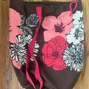 Very Bradley floral laundry bag